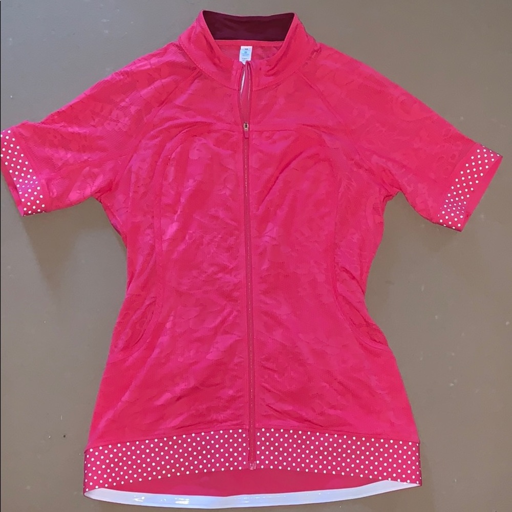 Pink Lululemon bike top